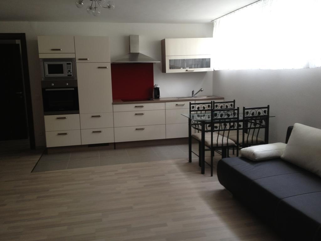 Studio 1 1/2 Contone Rom bilde